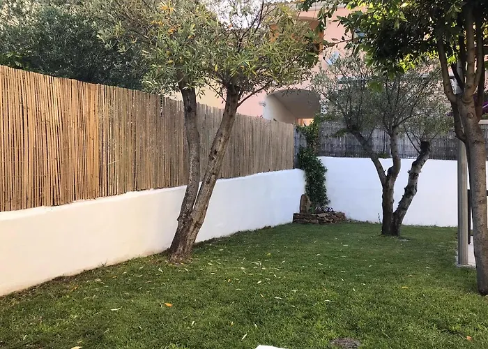 Aly&emy 住宿加早餐酒店 Limpiddu