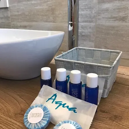 Aly&emy 住宿加早餐酒店 Limpiddu