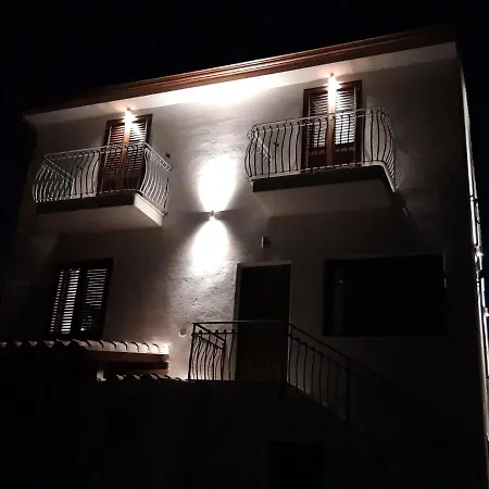 Aly&emy Bed & Breakfast 4*